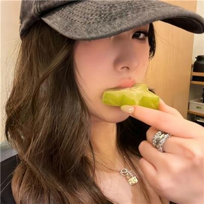 远看是蔚蓝的春天